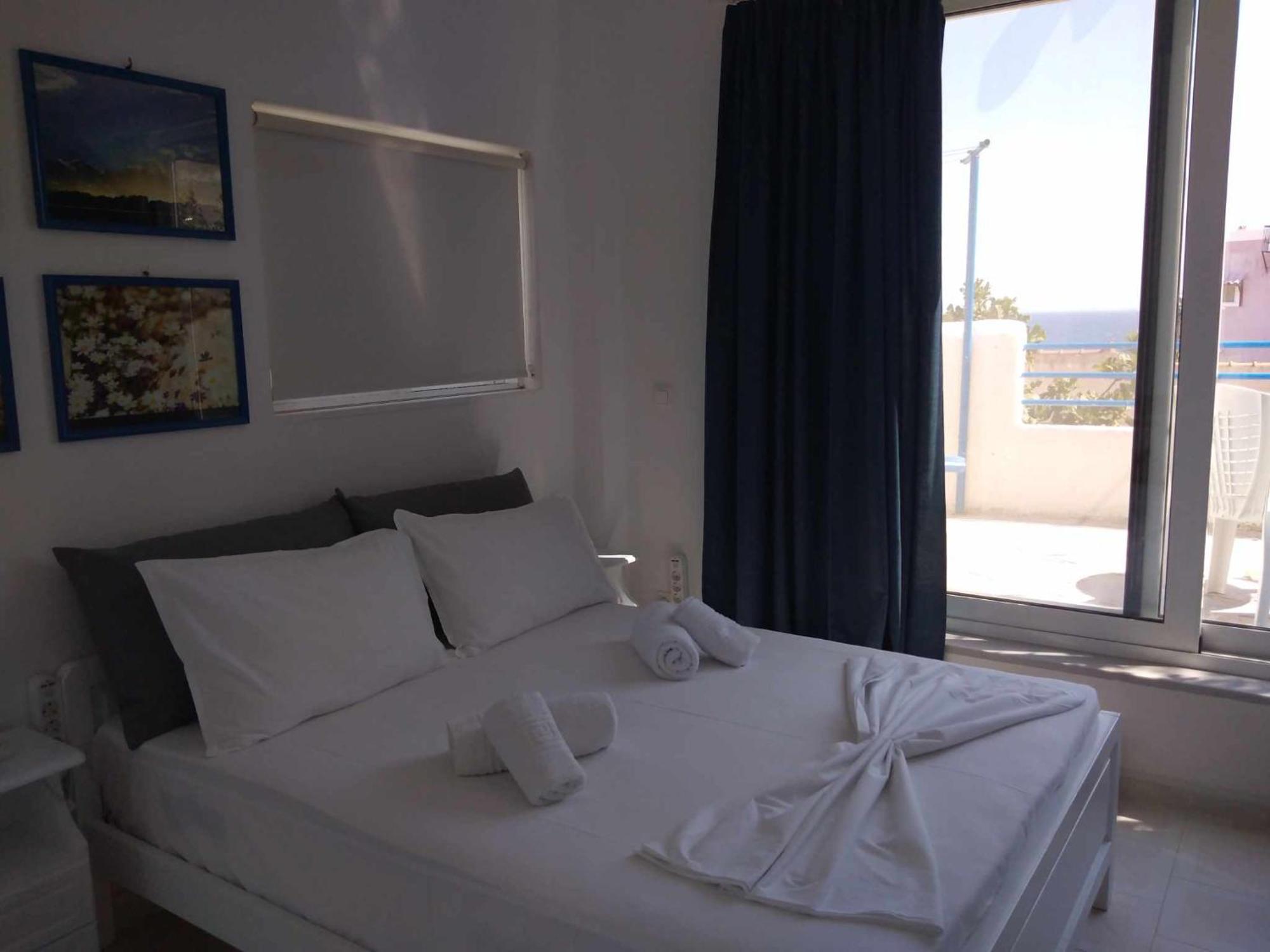 Vagia  Blue Dolphin Studios And Apartment المظهر الخارجي الصورة