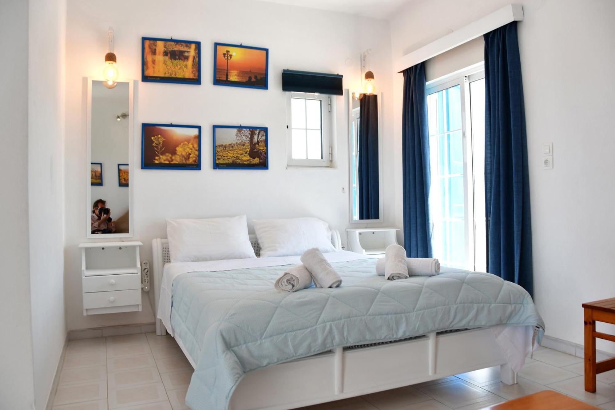 Vagia  Blue Dolphin Studios And Apartment المظهر الخارجي الصورة