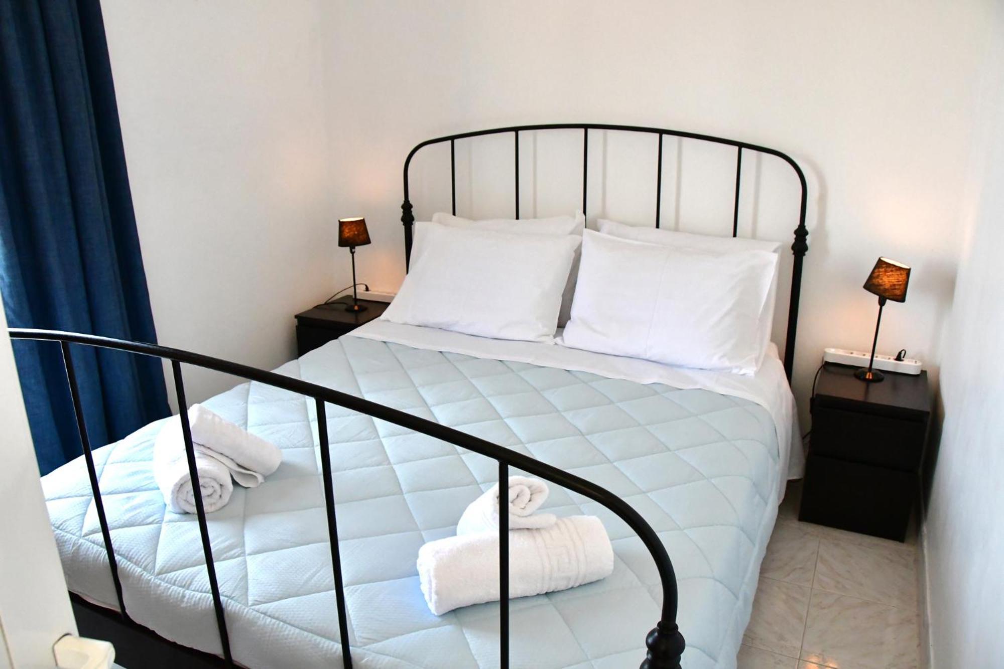 Vagia  Blue Dolphin Studios And Apartment المظهر الخارجي الصورة